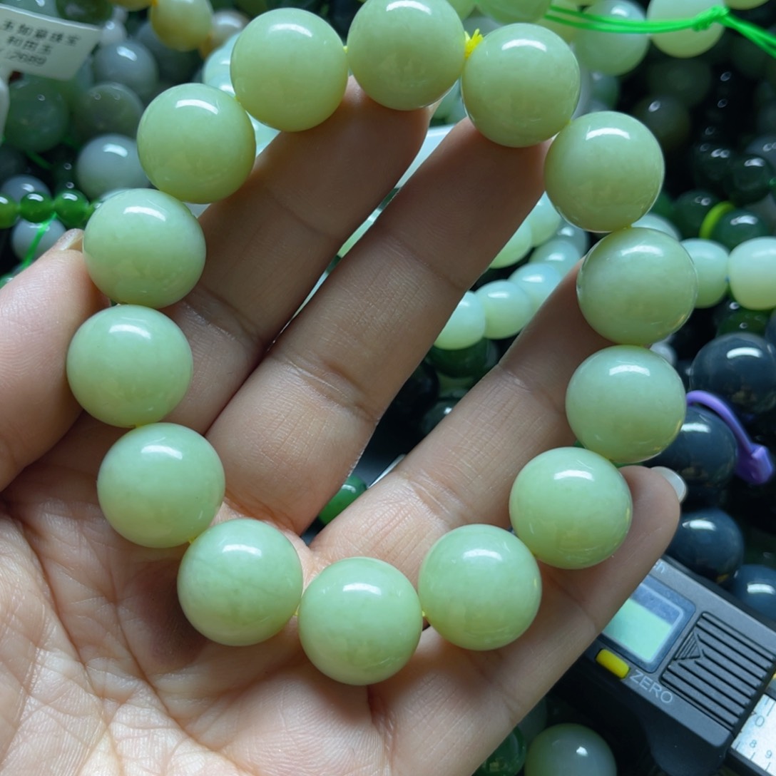 和田玉手链未镶嵌