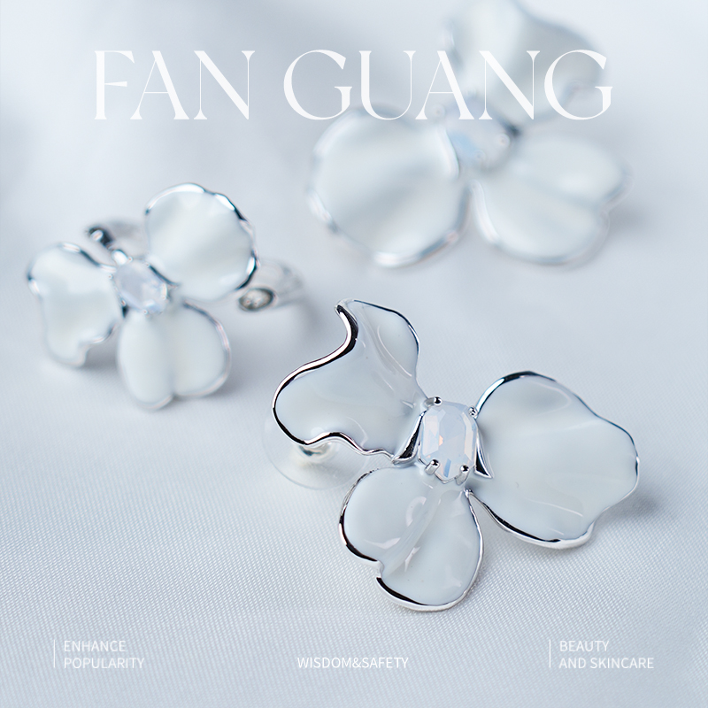 纯铜珐琅耳饰 【铃兰骨】植物花卉女甜美原创设计耳环超仙耳饰轻奢