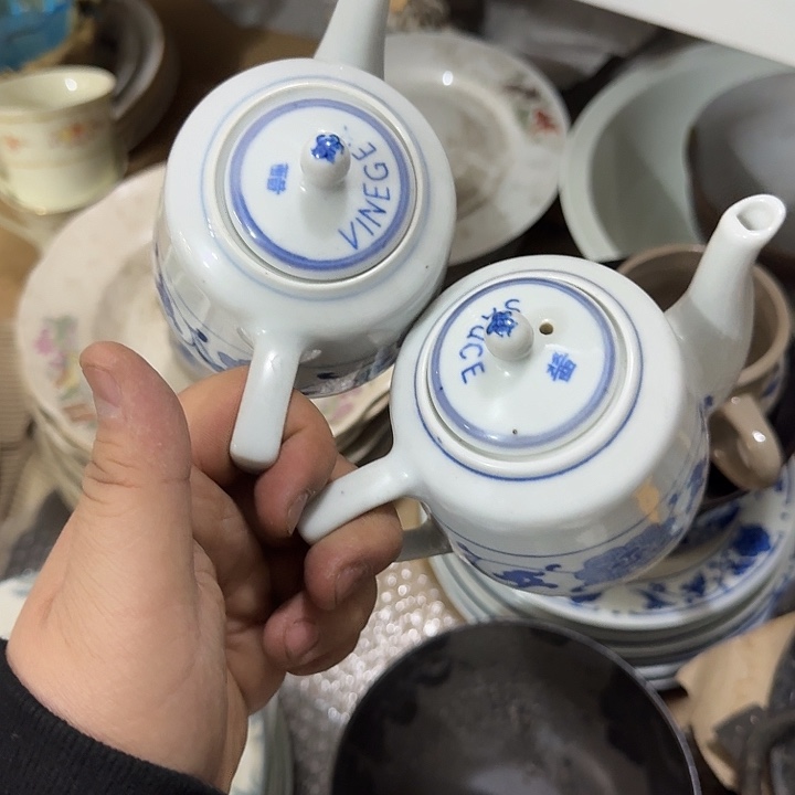 茶盏陶瓷盘子啥都有
