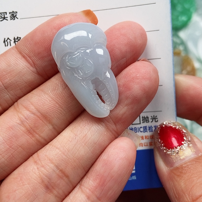 【闪购商品】翡翠颈饰未镶嵌有钱花