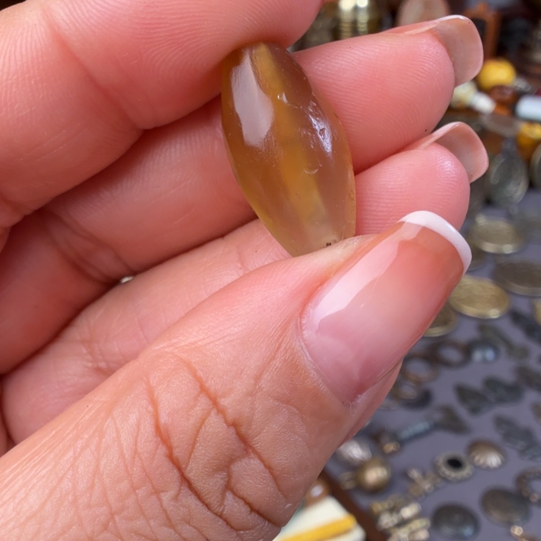 西亚唐橄榄形配件一个