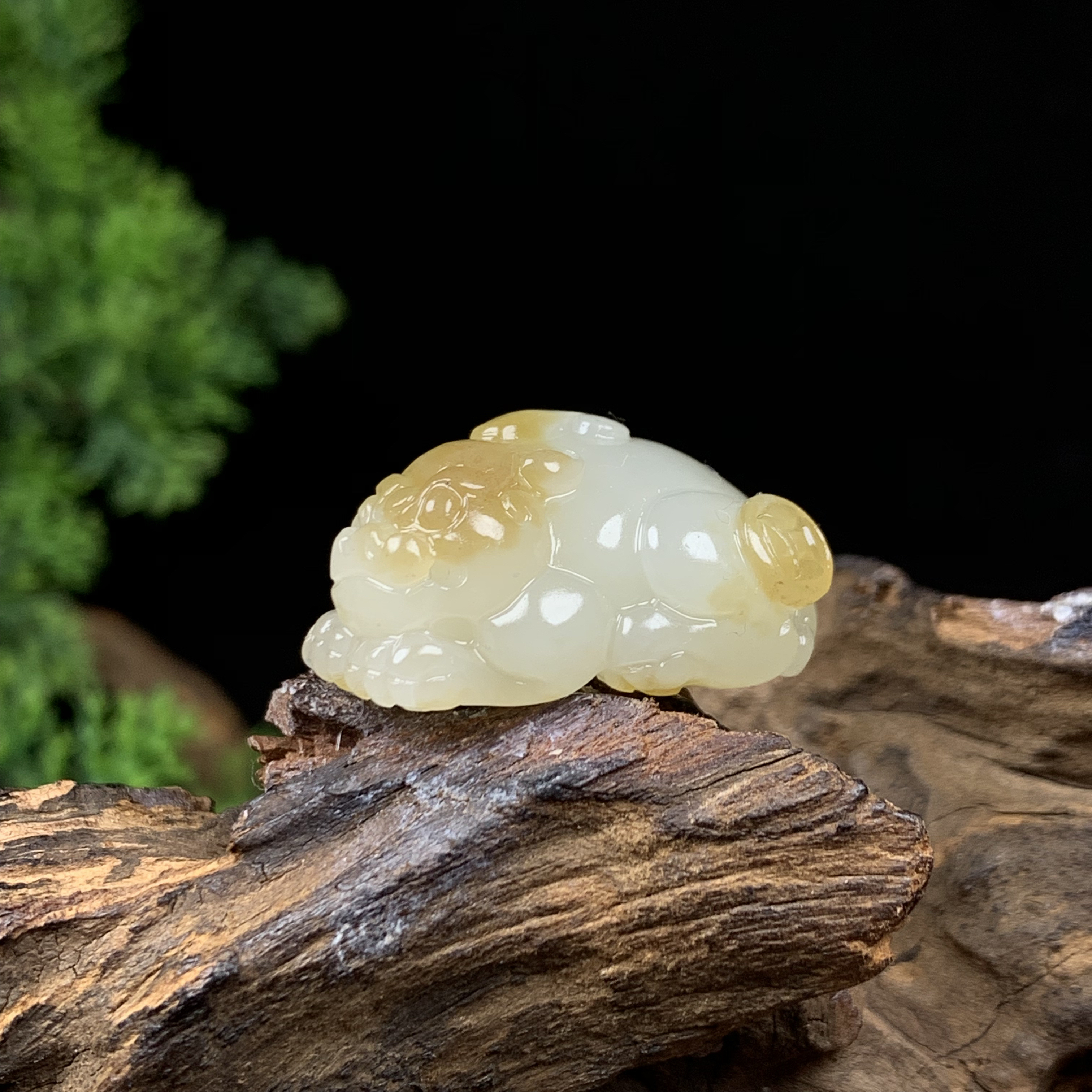 天然新疆和田玉招财进宝貔貅吊坠尺寸28*18*15重量12克