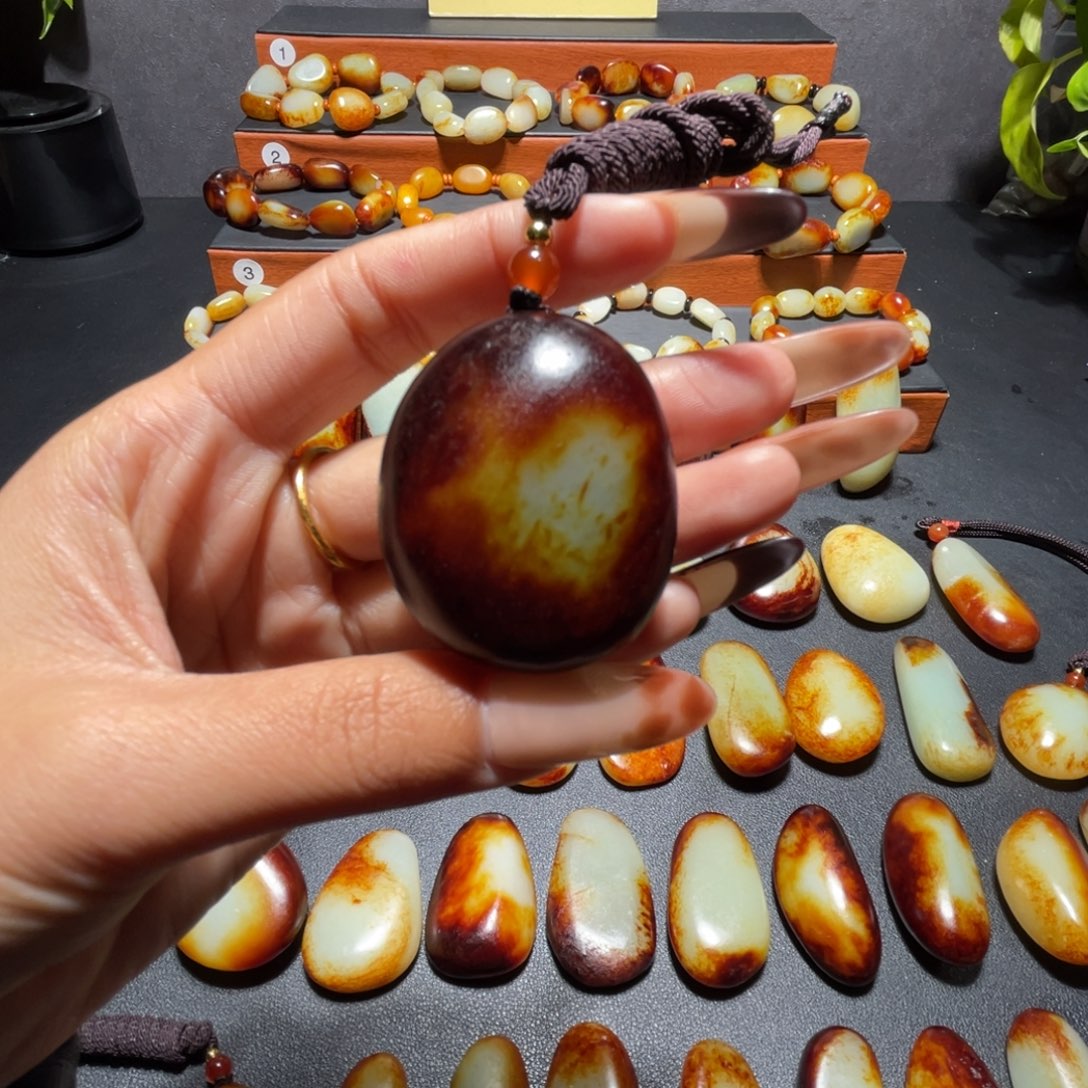 颈饰未镶嵌和田玉用****1