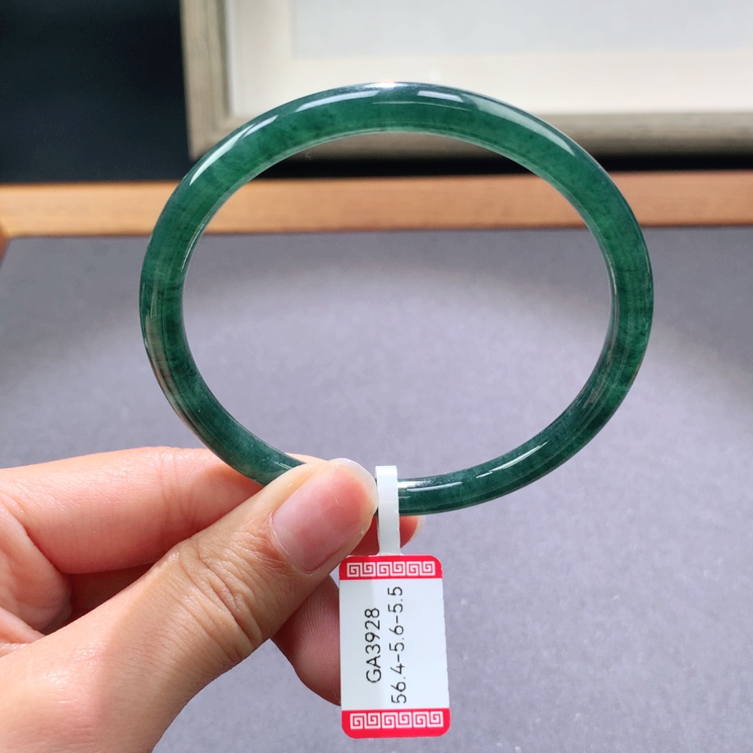 翡翠手镯未镶嵌天然翡翠手镯叮当镯