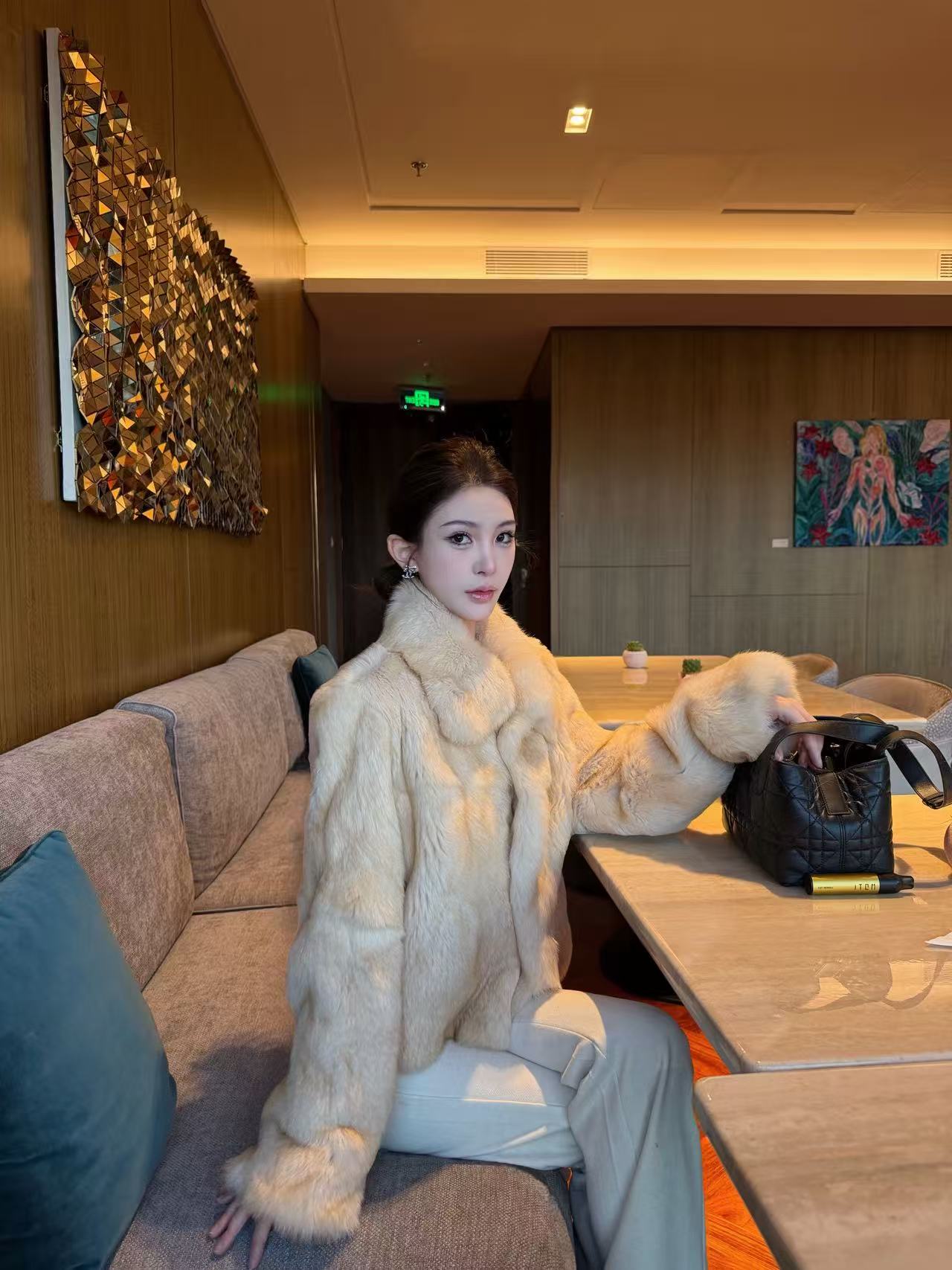 【奶兔首领】100%兔毛一体两用领加棉皮草外套