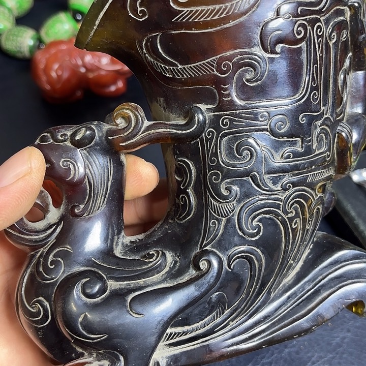 白玉菩提把件一个