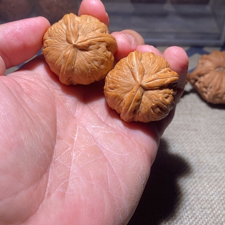 4***4吊坠文玩核桃核桃