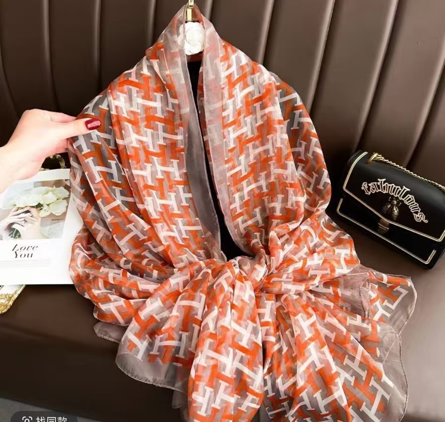A110 【爱玛橙】 #云朵纱时尚气质防晒披肩高档丝巾 130*180