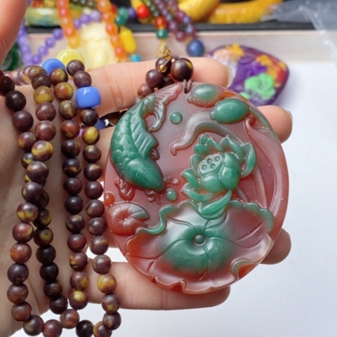 琥珀吊坠(赠链)未镶嵌121