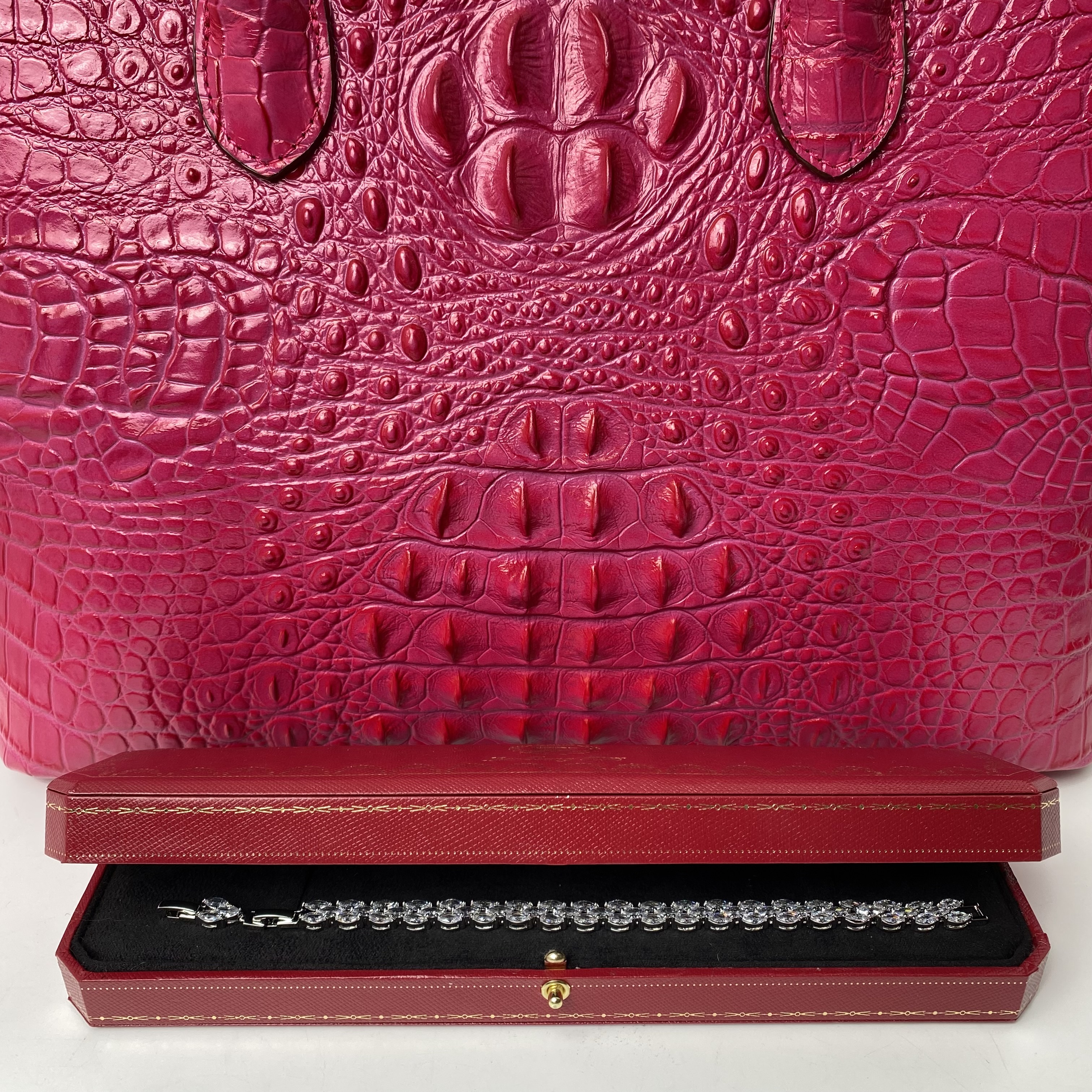 3484手链--精致端庄气质水晶-精工手链手镯