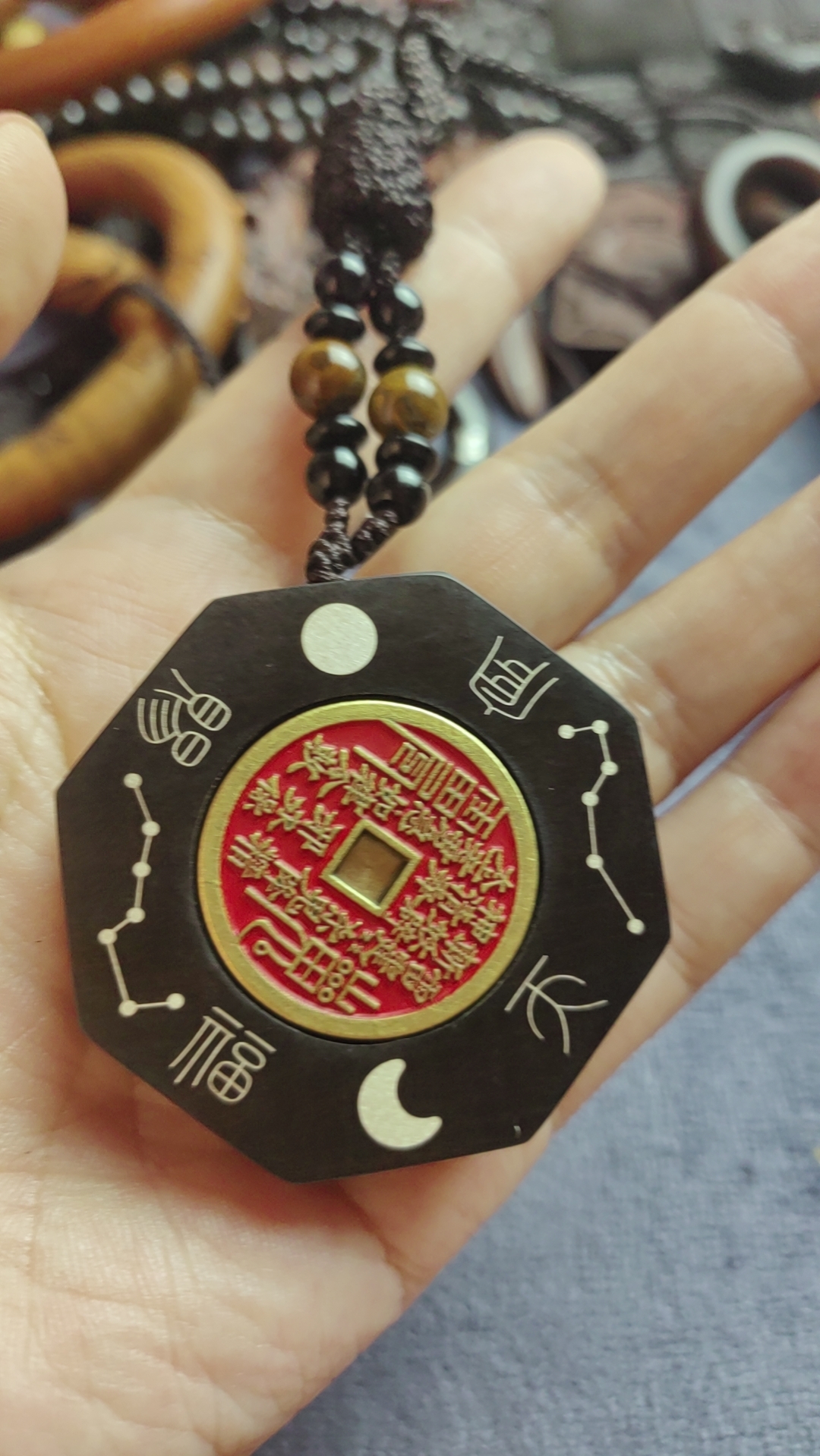 枣木玉化旋转山花手把件