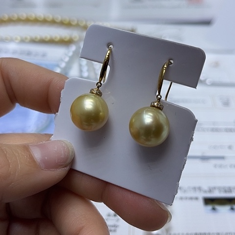 海水珍珠耳饰未镶嵌