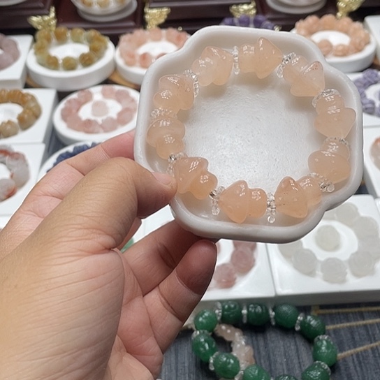 石英质玉（非洲翠）合金手串