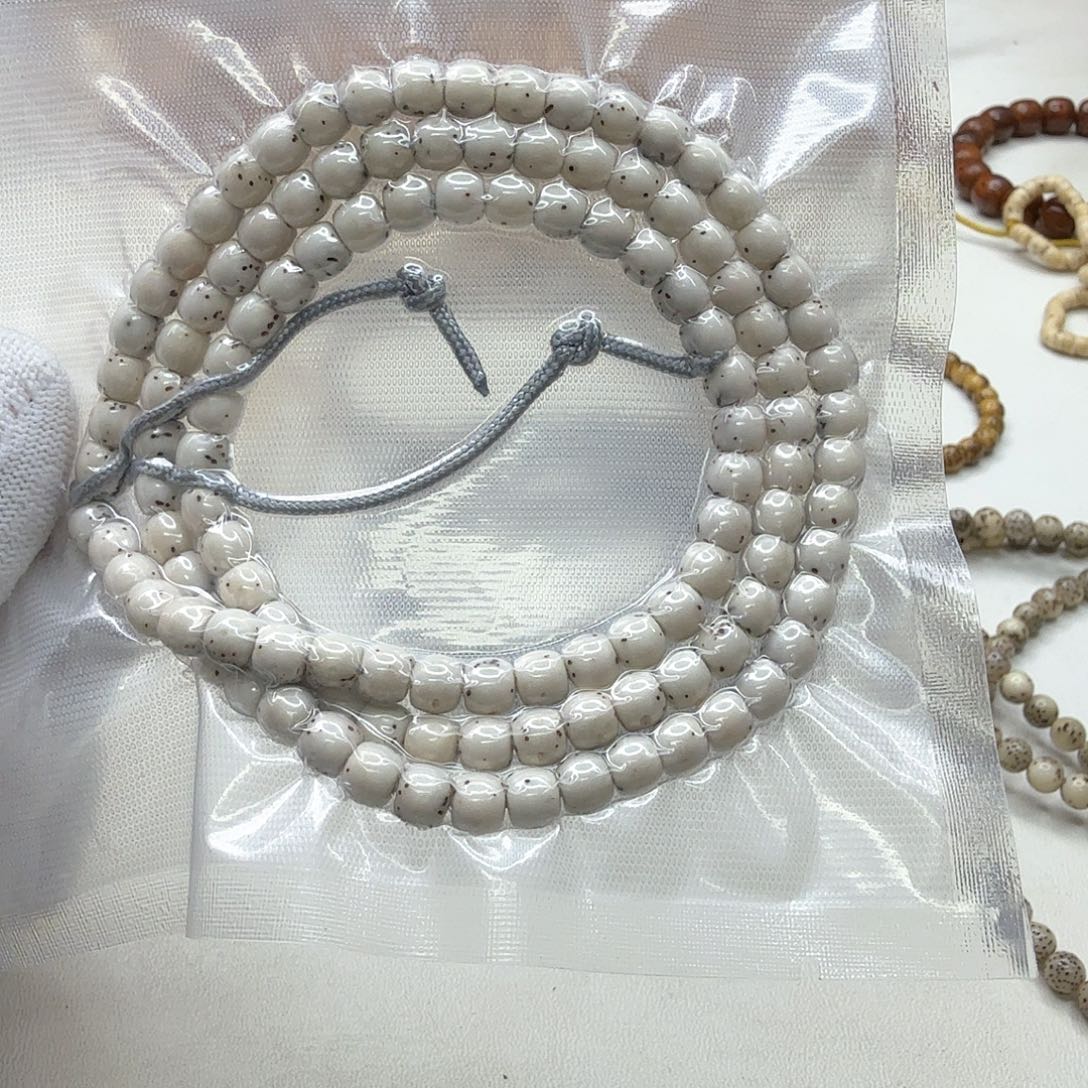 吊坠星月菩提14梵天头条冰白通体6鼓珠108一物一图