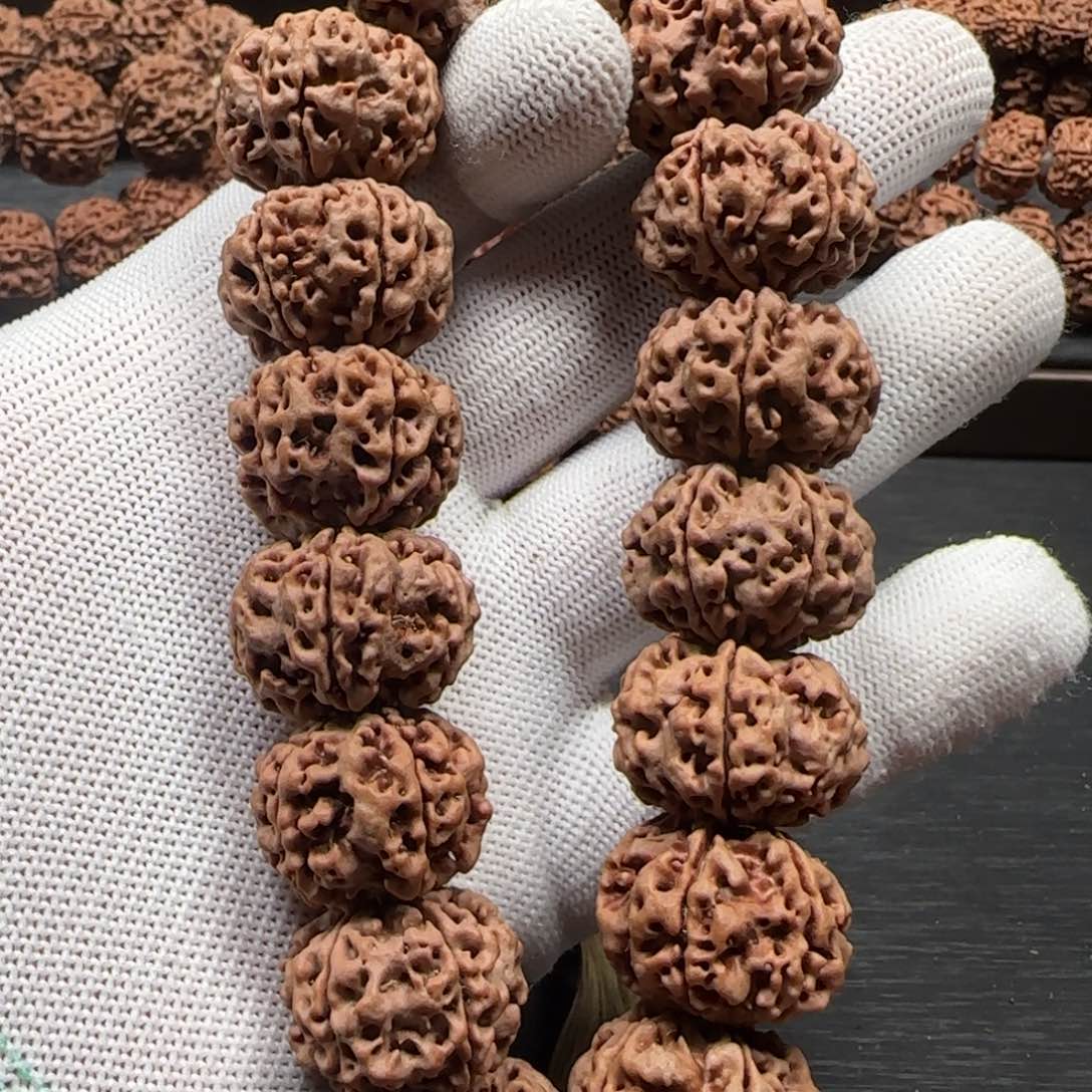 金刚菩提吊坠23+mm飞碟梅花