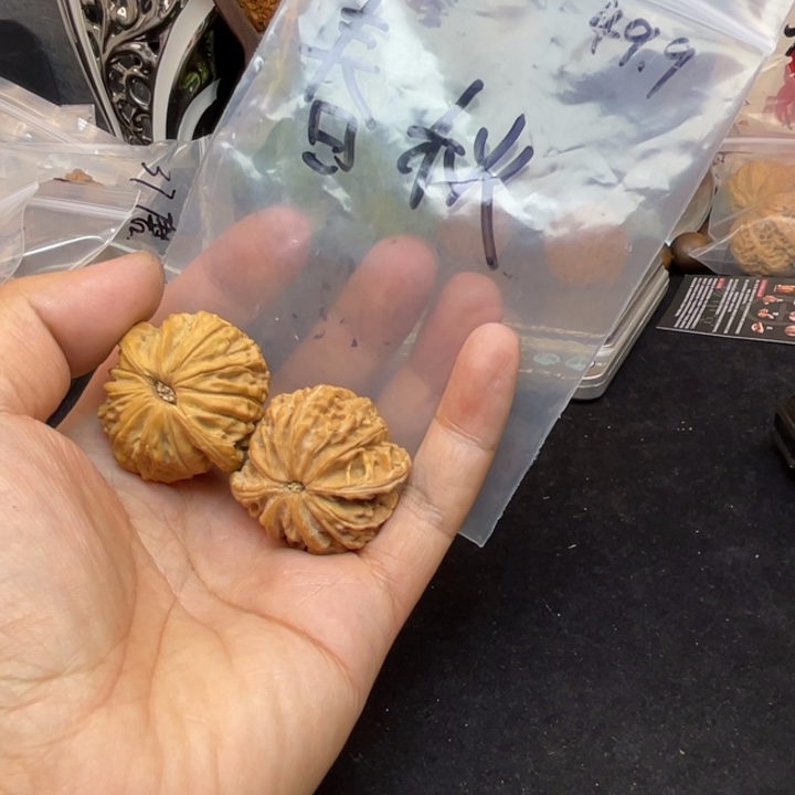 文玩核桃吊坠春*磨盘