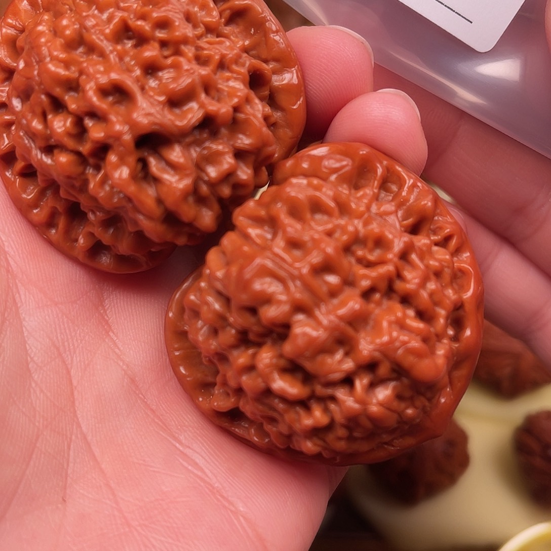 ****࿐桃核吊坠龙鼎官帽