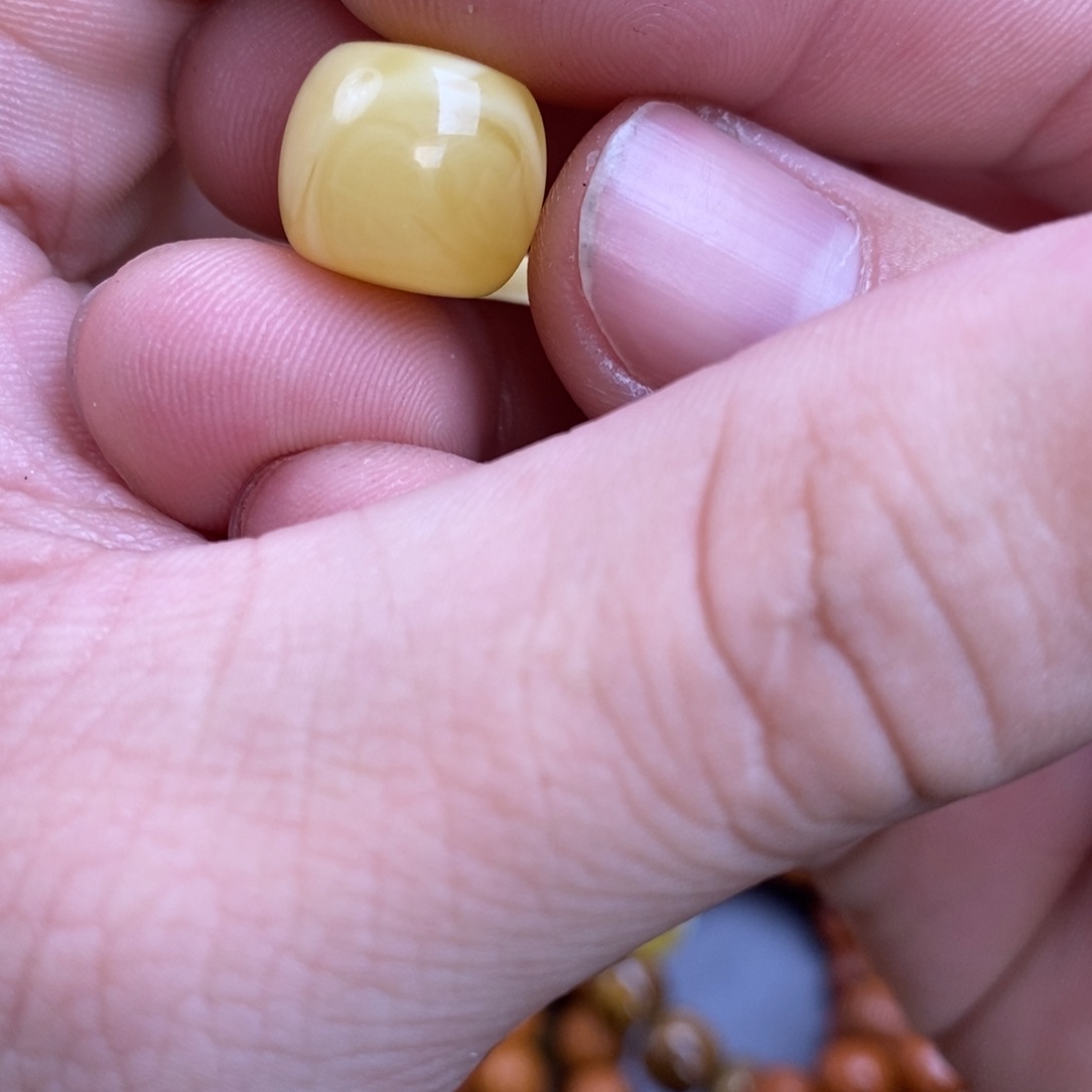 蜜蜡裸石未镶嵌L****.配饰