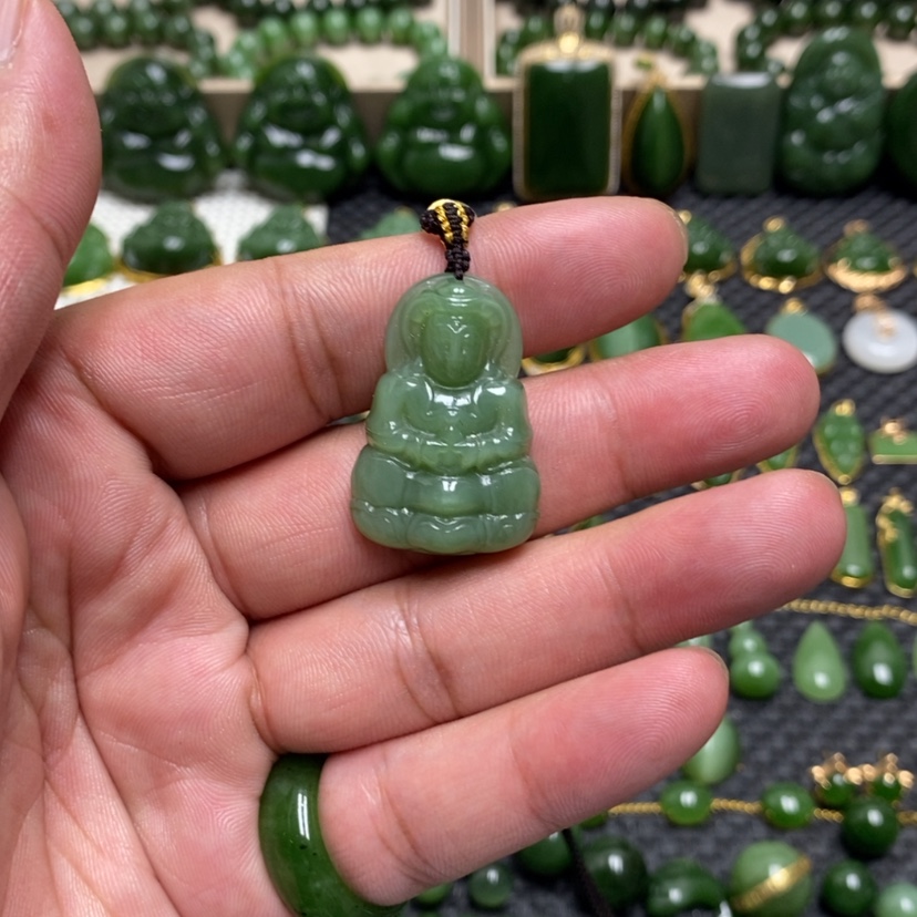 【闪购商品】和田玉（碧玉）未镶嵌颈饰