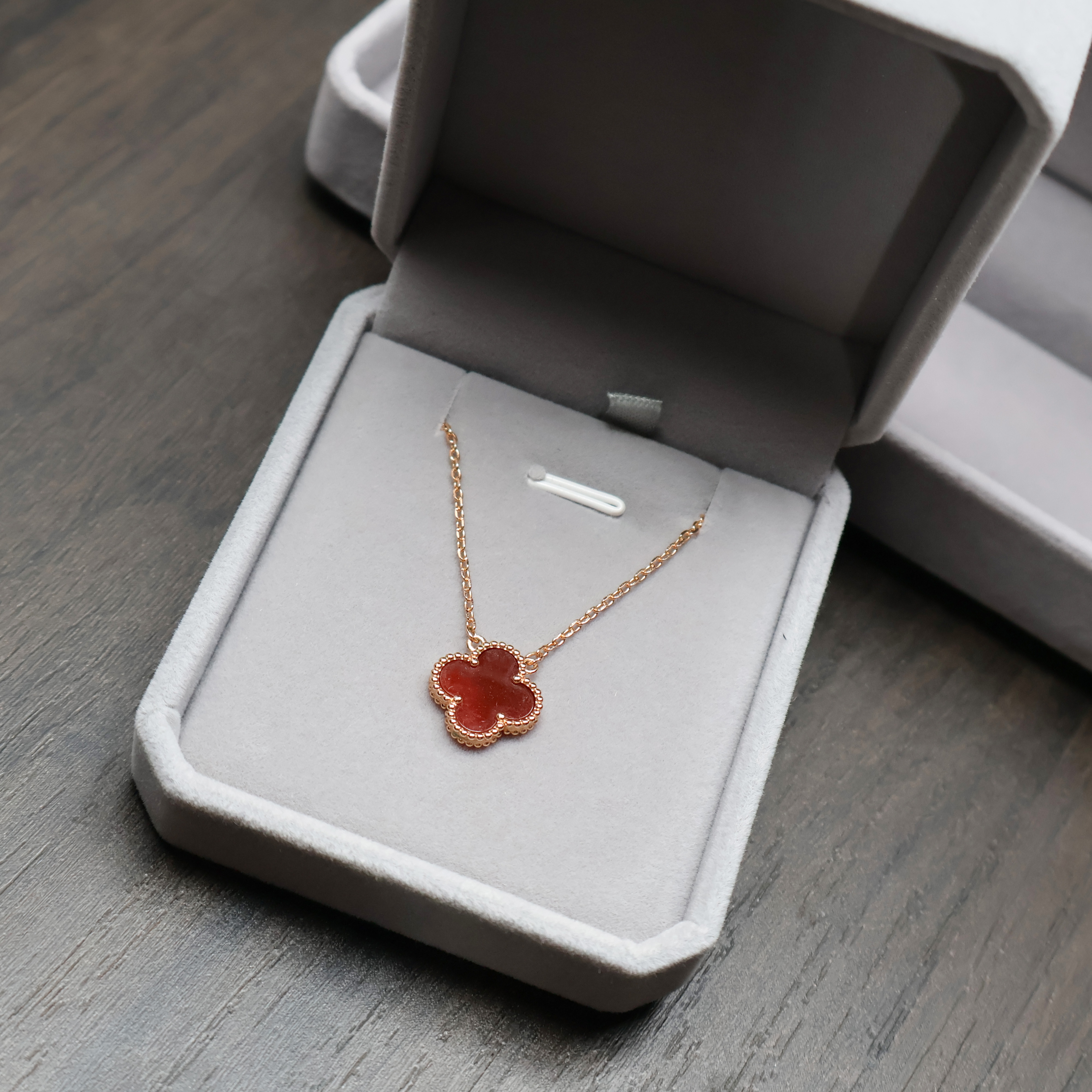 【梵璇珠宝】18k金 红四叶草套链 k玫