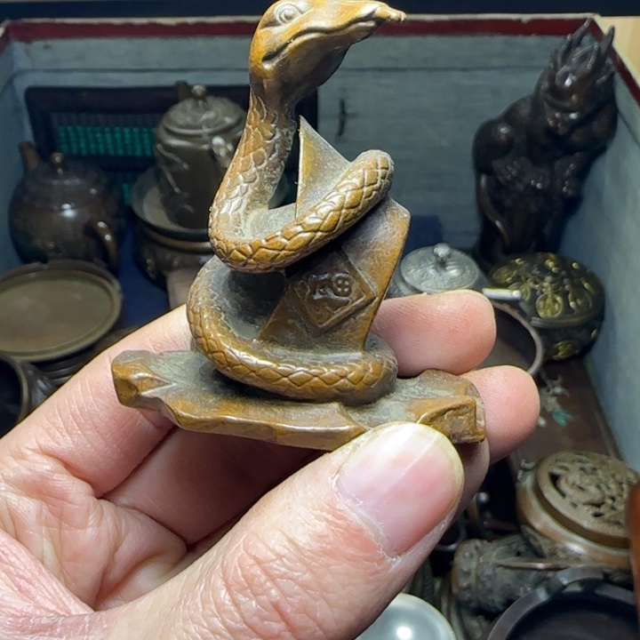 铜器把玩摆件链接