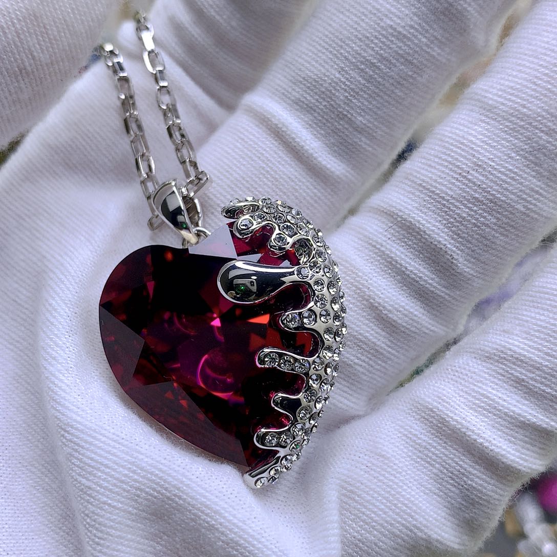 *****合成立方氧化锆铜施华毛衣链