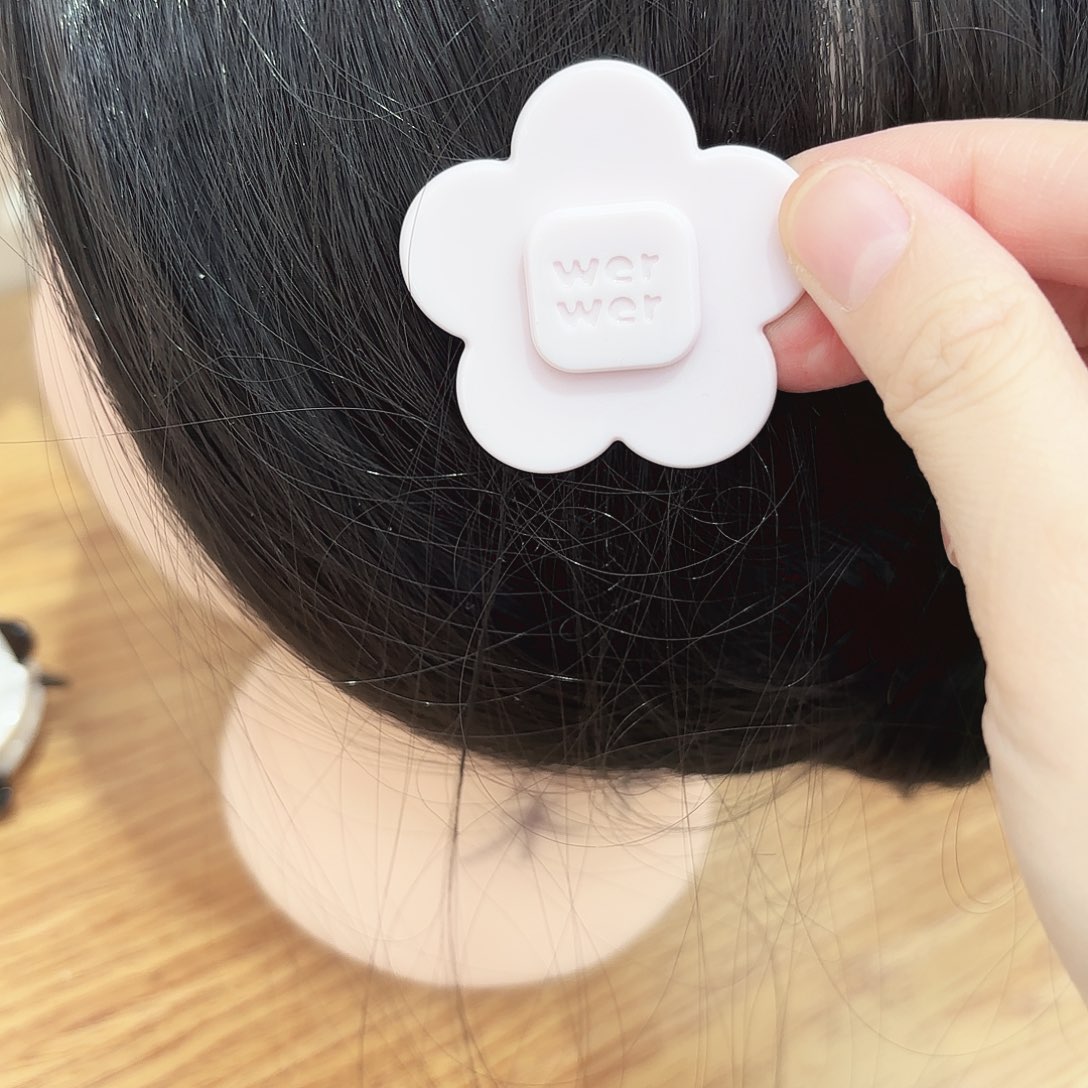 皮质铁合金中号花朵粉