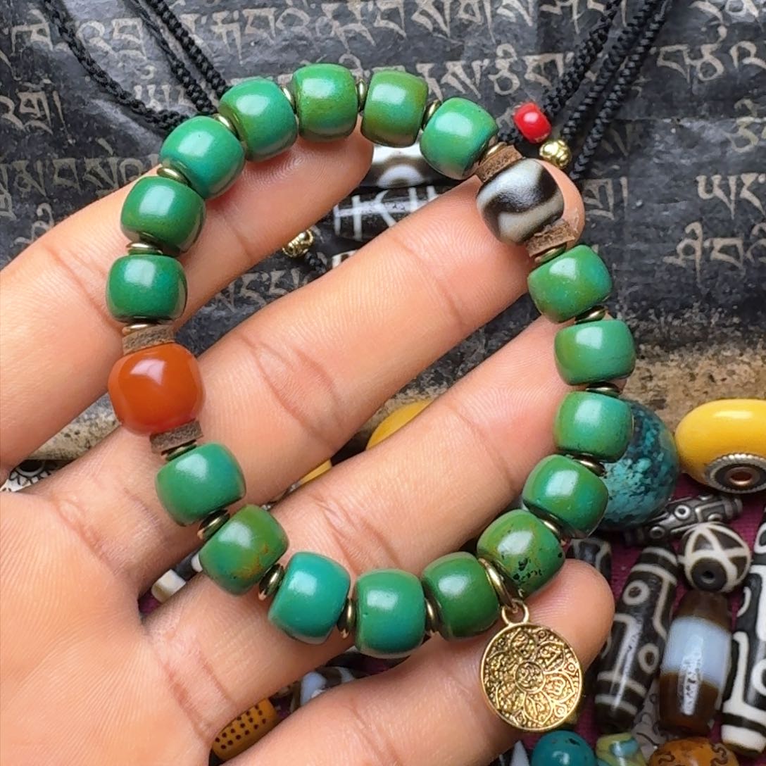 柏香籽/百香籽手串藏松松