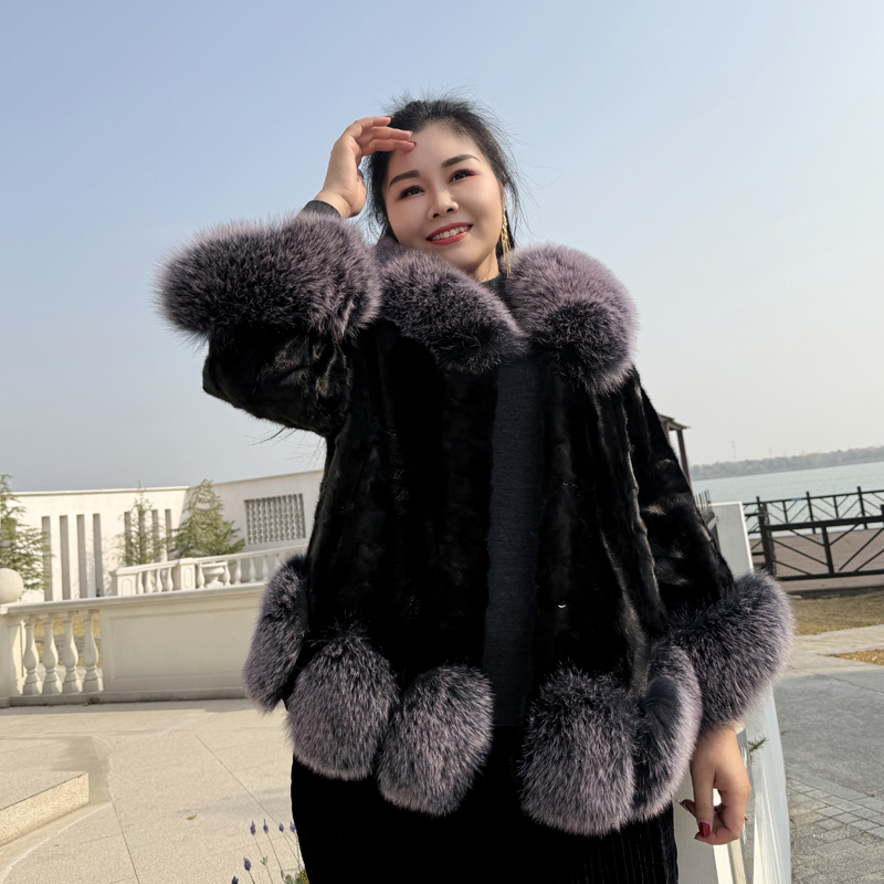 别格秀海宁皮草外套女款爆款2025新款冬季水貂狐狸毛领加大码女装