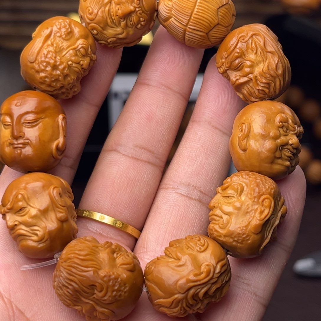 橄榄核吊坠好橄榄核子山罗汉2.0左右微瑕