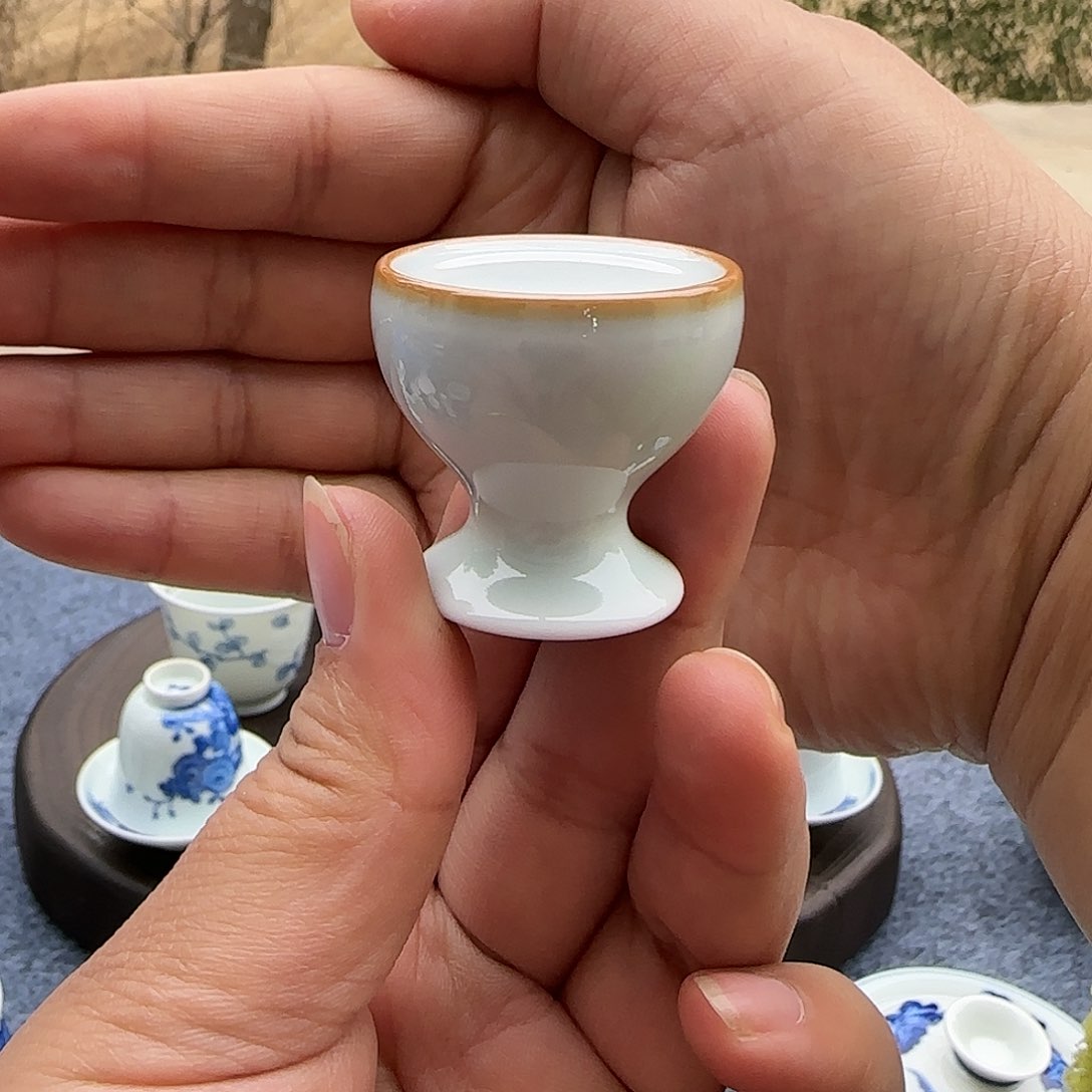 尴尬了君君咯哦君君咯OK咯哦哦