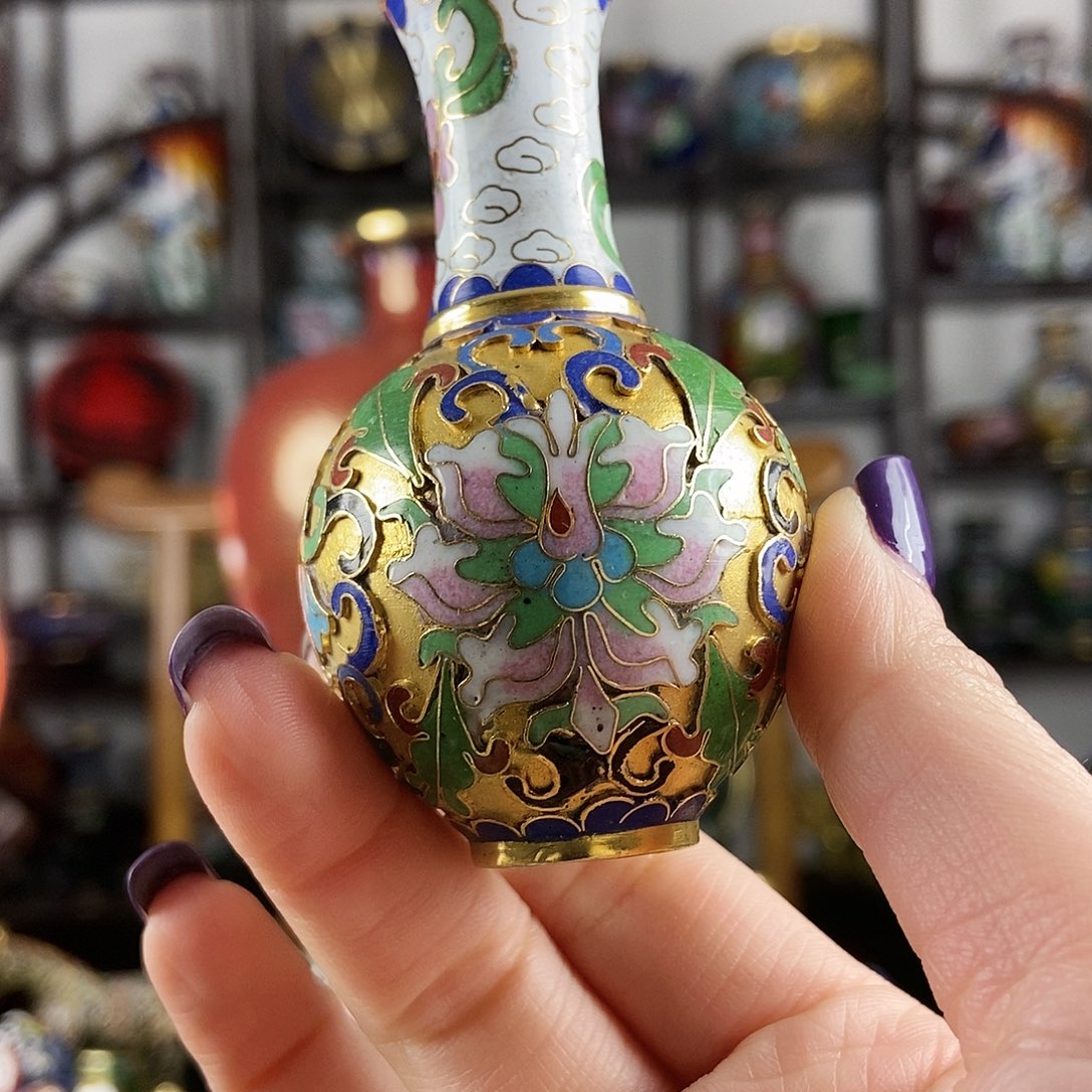 a***e铜六双金地筷子 一个花丝小瓶 一对半金地瓶子