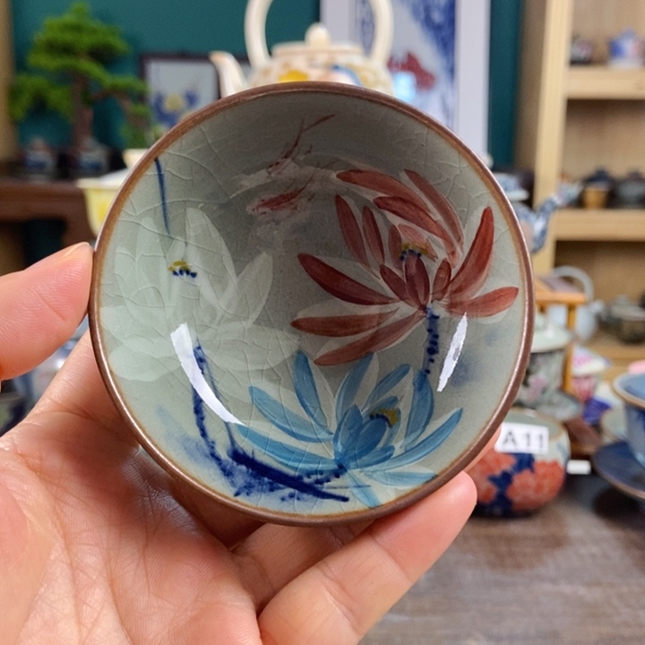 瓷片手工制作工艺精湛等特点