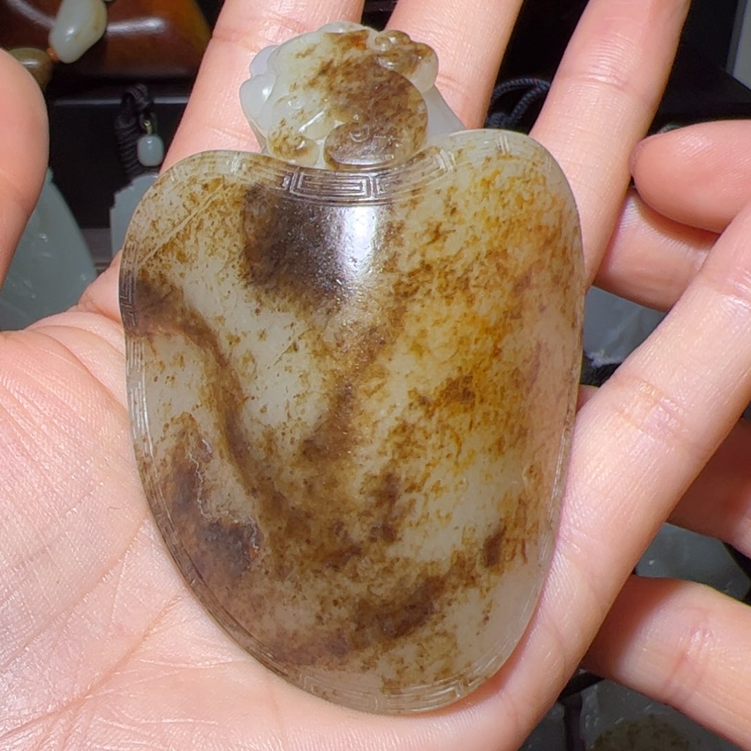 家***宝和田玉未镶嵌颈饰