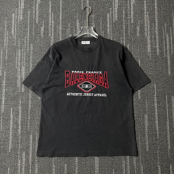 99新 Balenciaga/巴黎世家 蝙蝠刺绣logo圆领短袖/XXS码/4439