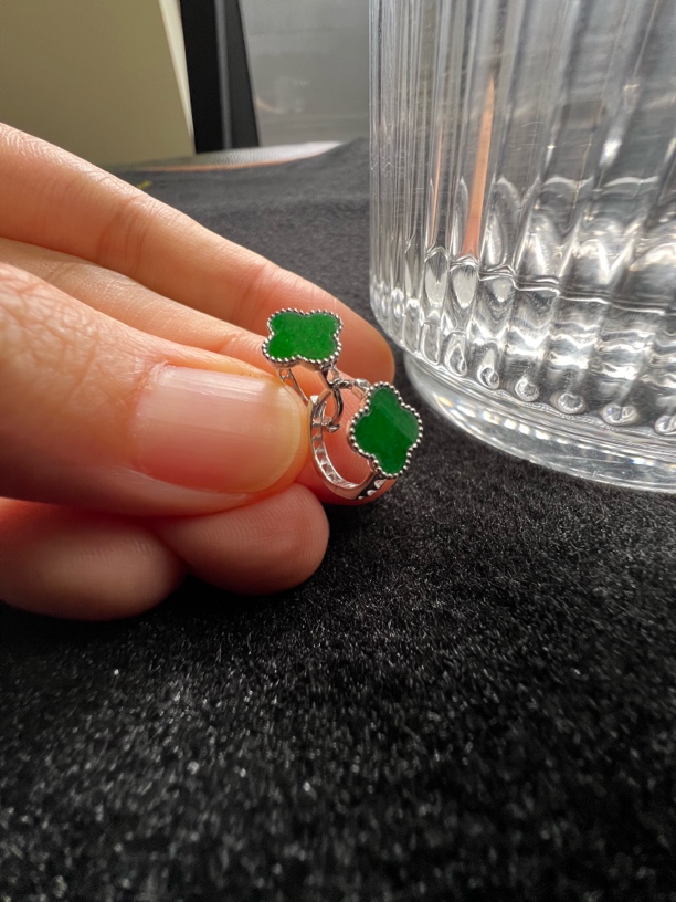 自然光·18K金翡翠四叶草耳包·天然缅甸翡翠·满绿日常精致