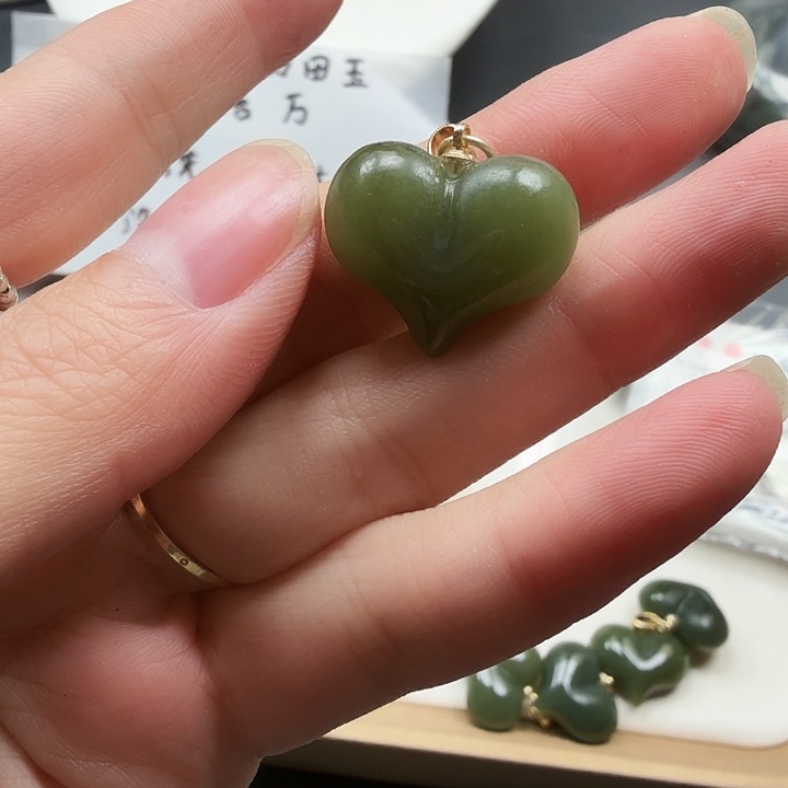 和田玉未镶嵌颈饰26