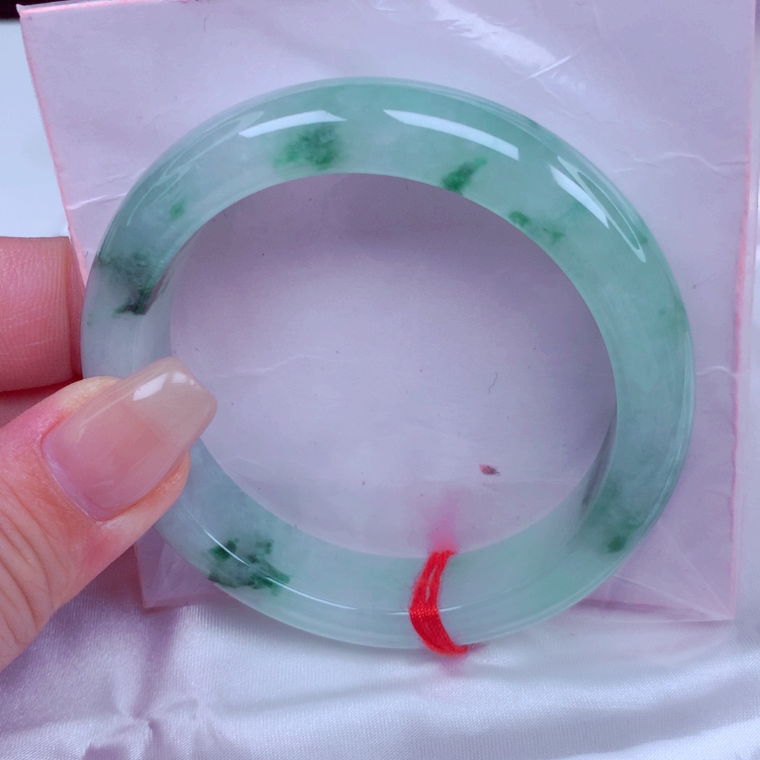 翡翠未镶嵌手镯手镯