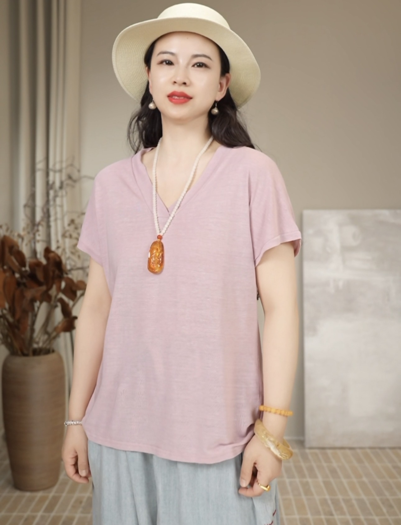 夏季软糯亲肤V领薄款短袖T恤女