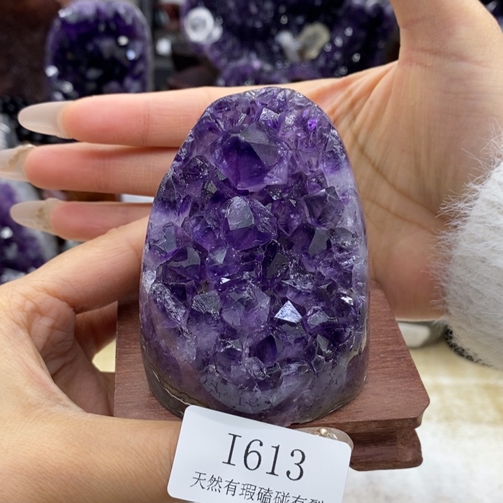 水晶大型摆件（非配饰）未镶嵌