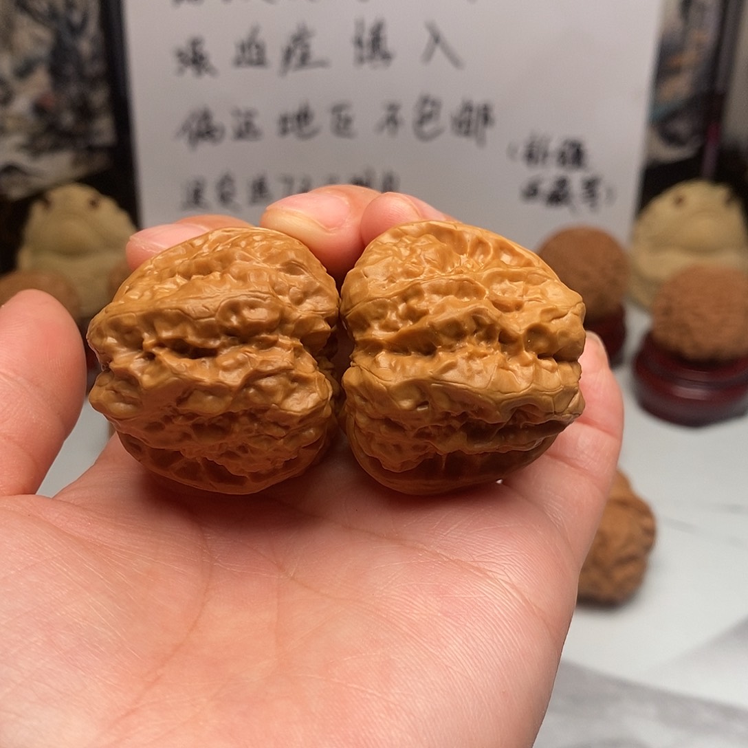 文玩核桃吊坠蛤蟆头38