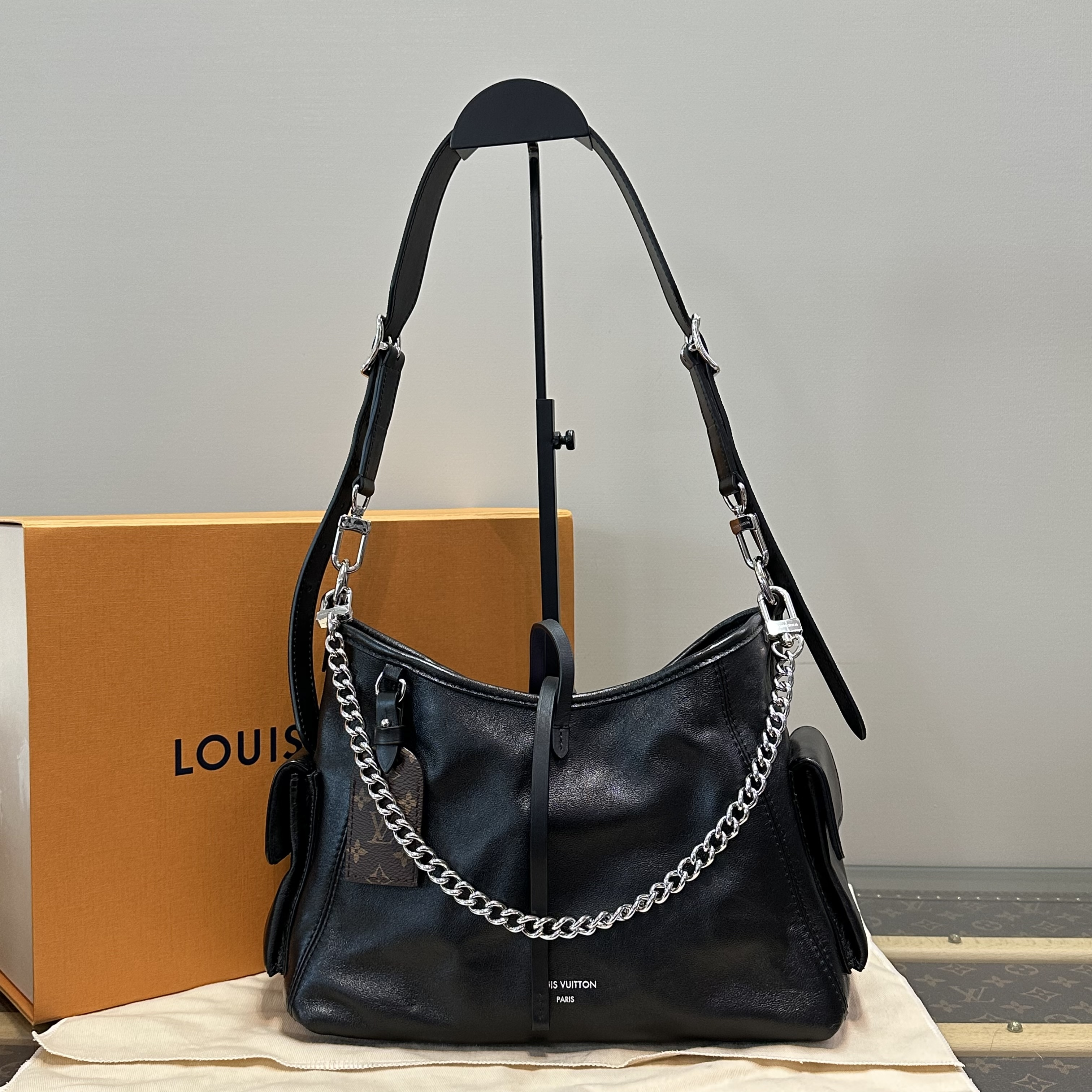 95新 LouisVuitton/路易威登 Carryall黑武士小号单肩斜挎包61479