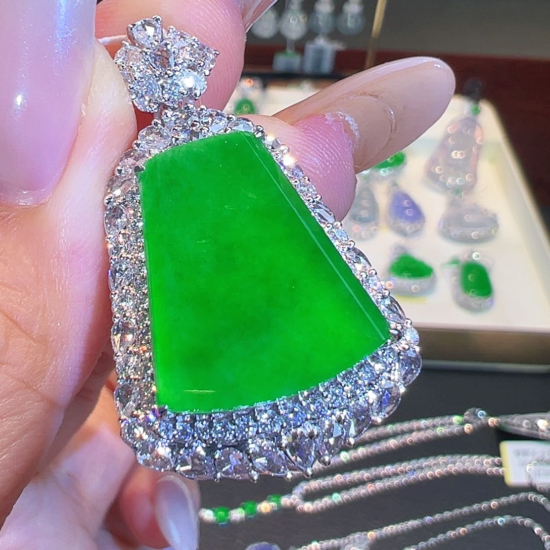 翡翠18K金镶嵌吊坠(不含链)翡翠