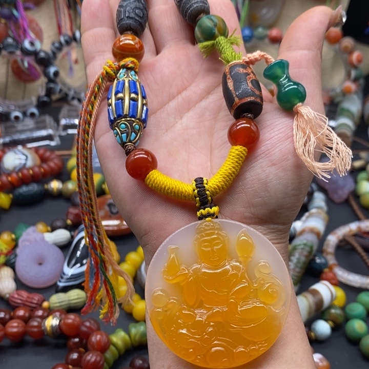 玛瑙/玉髓颈饰未镶嵌做****王