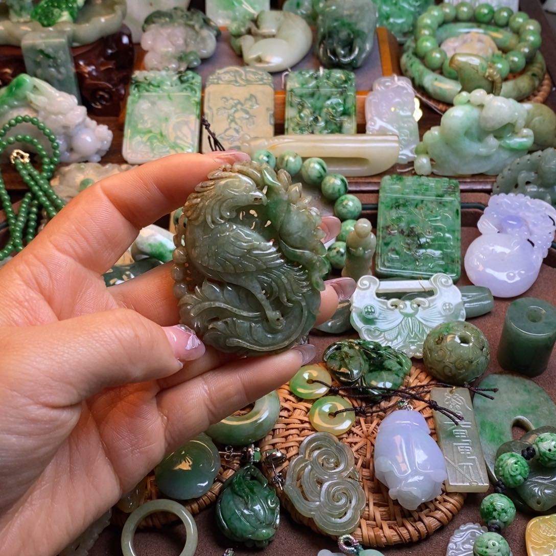 翡翠挂件未镶嵌一*