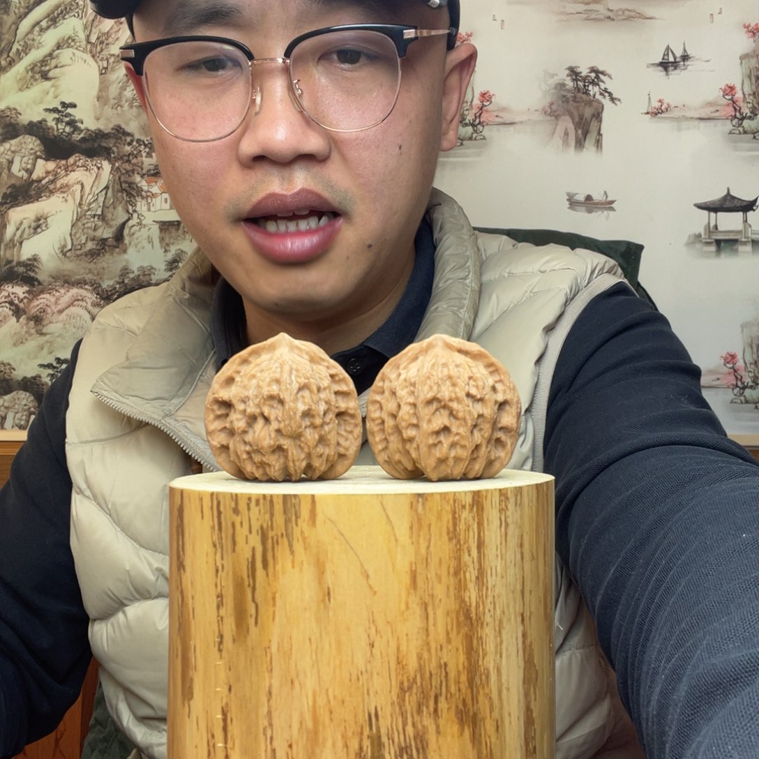 文玩核桃把件公子帽