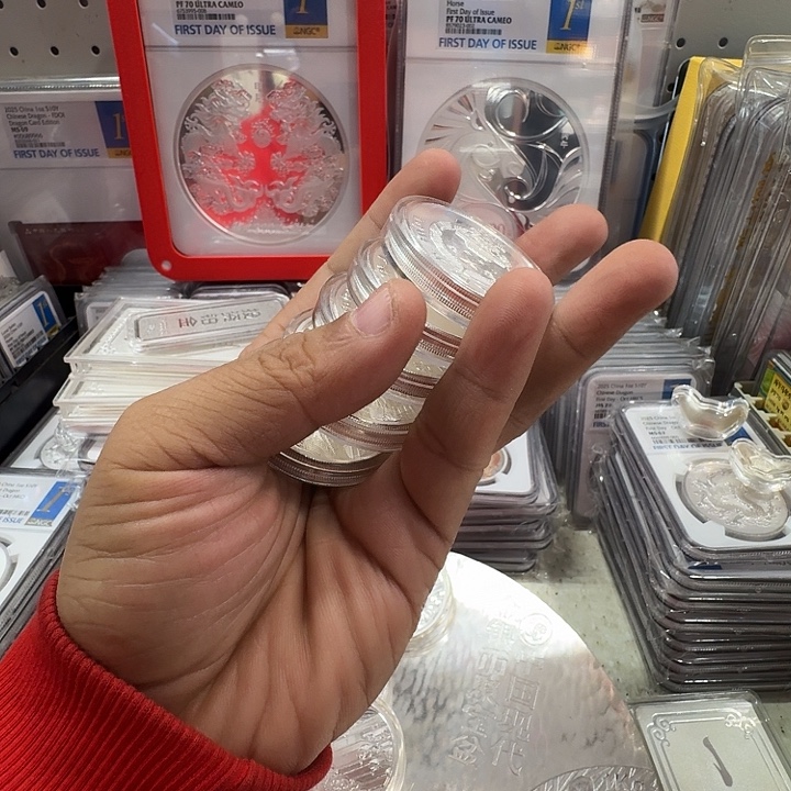 炽***冬纯银售出不退不换