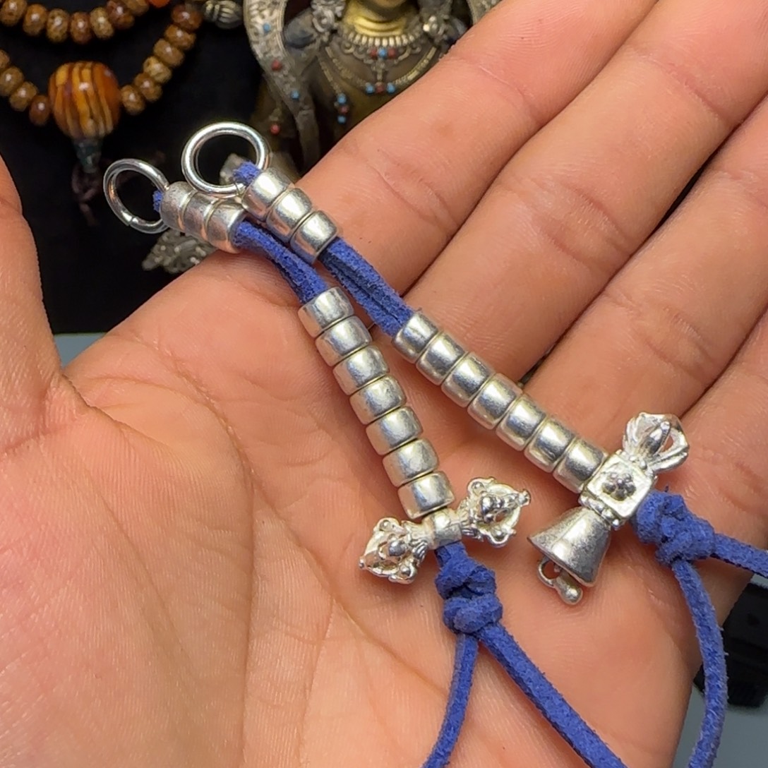 财***格桑工艺坊直播间