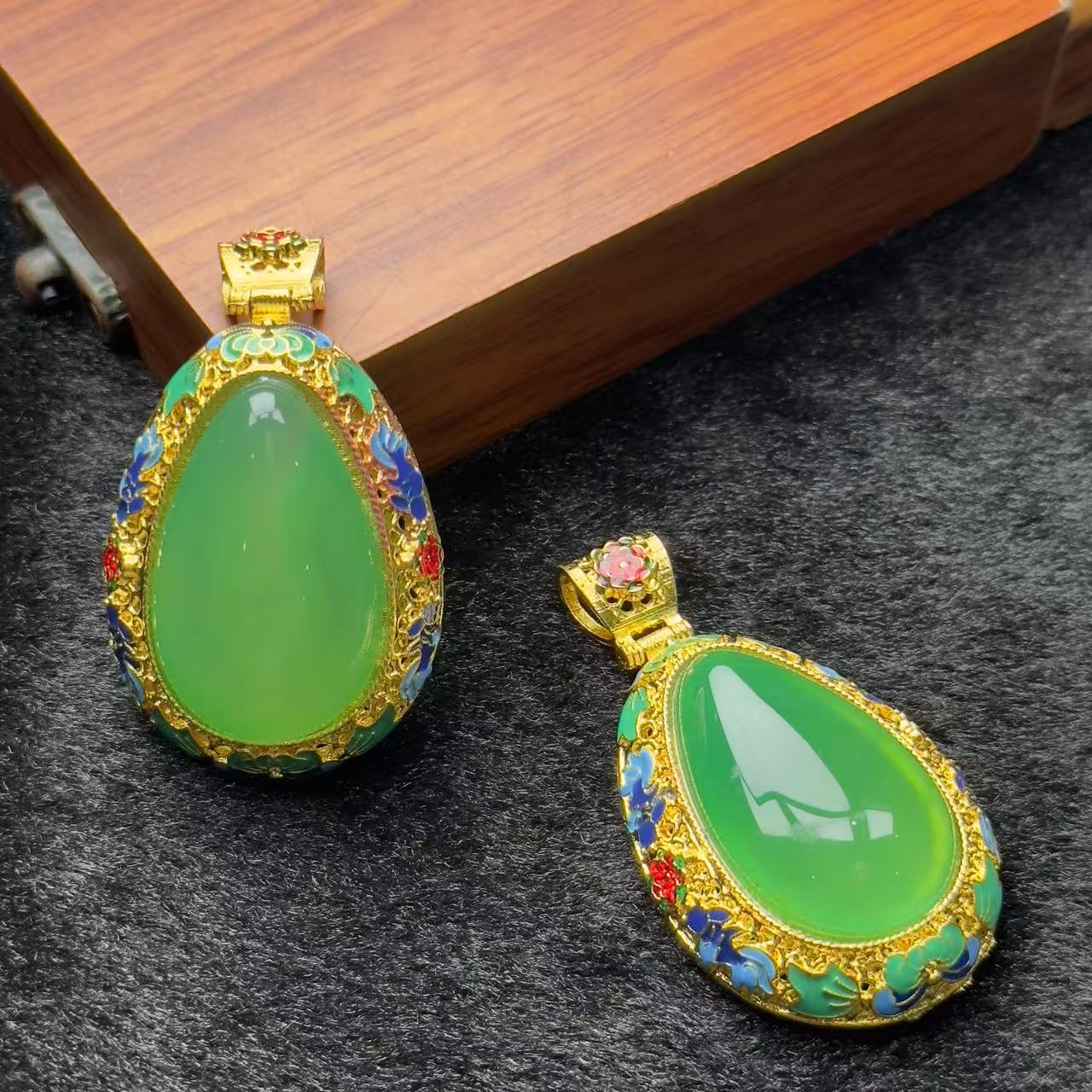 天然珠宝玉石时尚精品冰阳绿水滴吊坠-DH052-A5-多样性发一