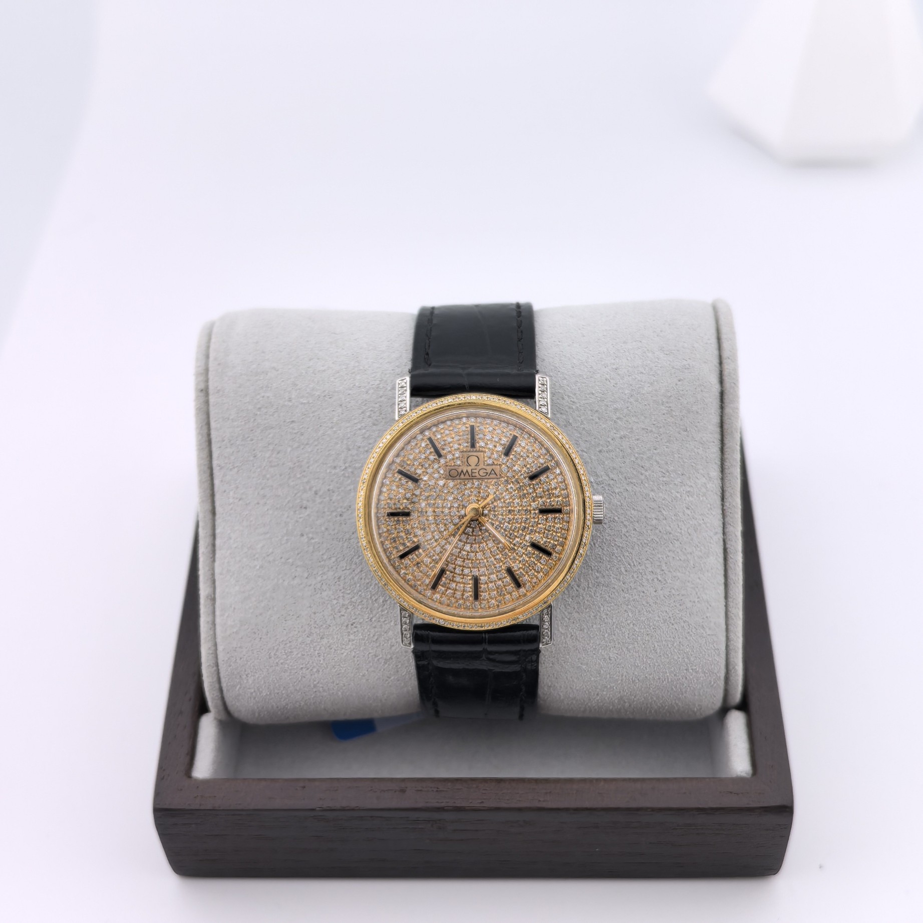 95新 Omega/欧米茄 【重庆中古谢漂亮】欧米茄手表/孤品/01155